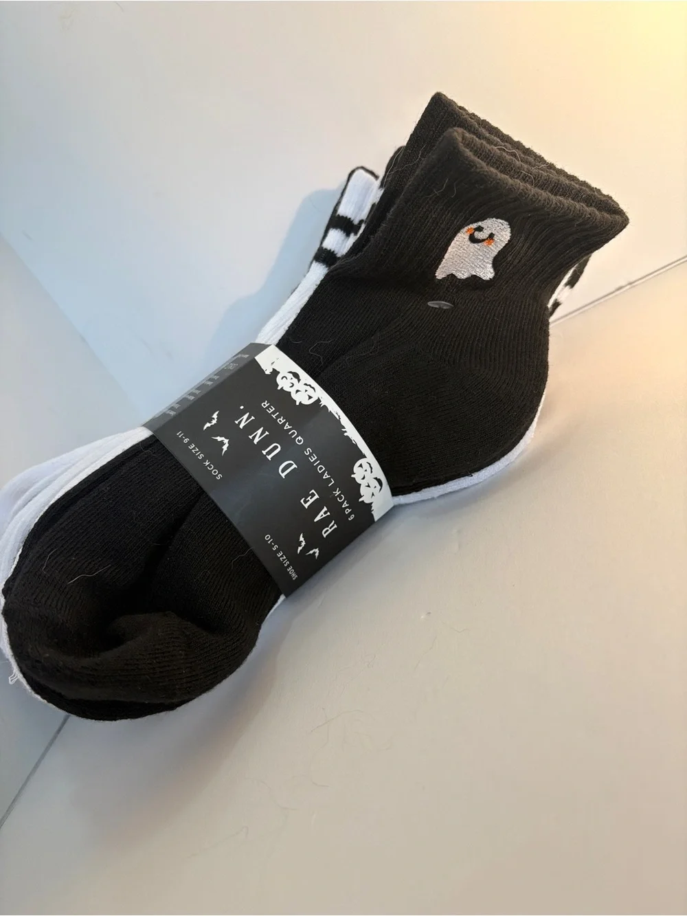 Rae Dunn Halloween socks NWT 6-pack